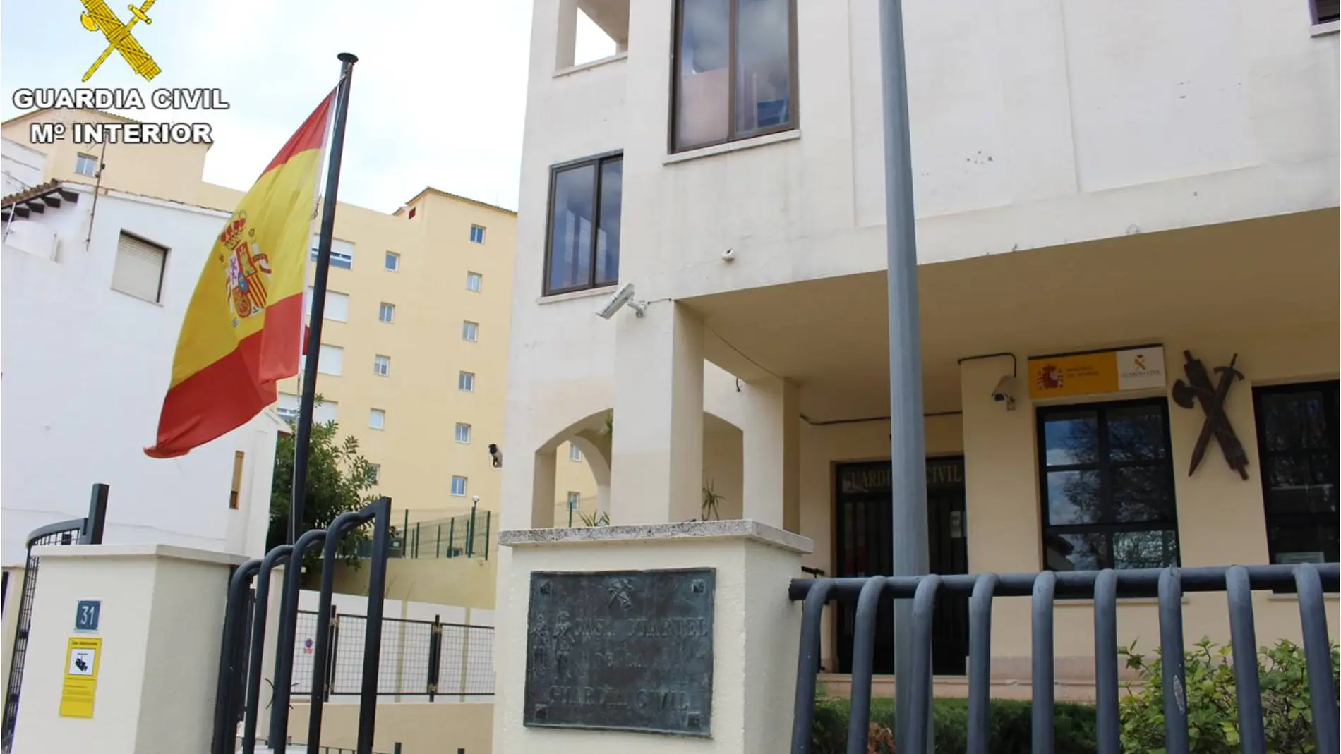 Fachada de la oficina de la Guardia Civil de Alicante