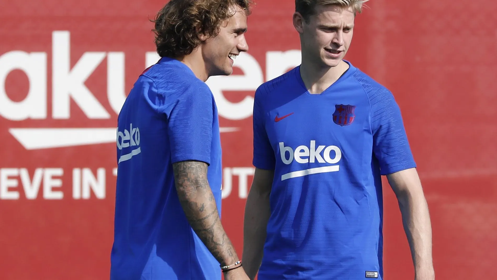 Griezmann y De Jong, en un entrenamiento del Barcelona