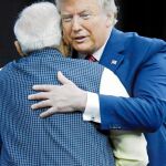 Trump ayer con su homólogo indio, Narendra Modi, en un acto en Texas