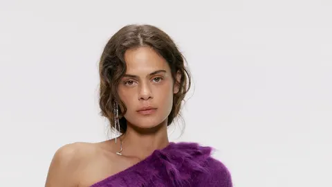 El jersey asimétrico de la nueva colección de Zara con el que vas a soñar despierta