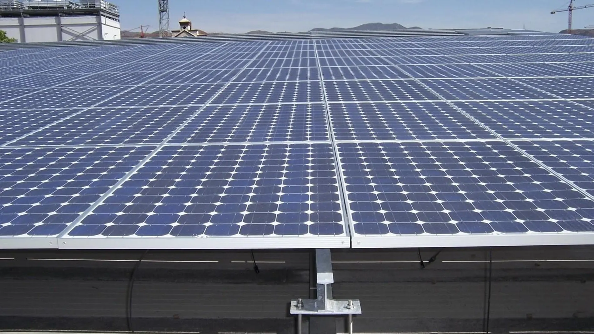 Endesa obtiene autorización administrativa para construir en Carmona su mayor planta fotovoltaica de Andalucía / EP