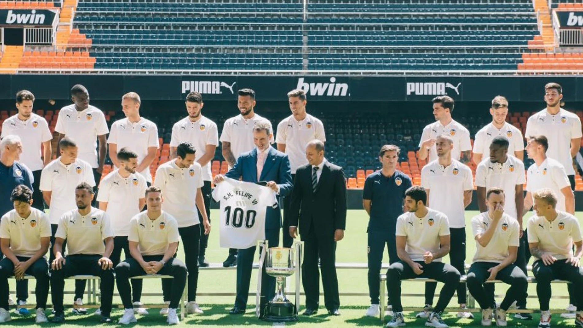 El monarca en la celebración del centenario del Valencia CF