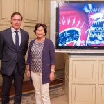 El alcalde de Salamanca, Carlos García Carbayo, el presidente de la Diputación provincial, Javier Iglesias, y la fundadora del portal Gastroactitud, Julia Pérez, presentan algunos detalles del II Foro Internacional del Ibérico
