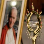 El nuevo instituto Juan Pablo II o cuando mantener el nombre degrada a su fundador