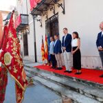 la Gloriosa Enseña de 'El Oriol' de Orihuela (Alicante) se inclina ante los Reyes/@CasaReal