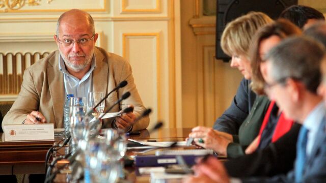 El vicepresidente, Francisco Igea, asiste al pleno de la Conferencia para Asuntos Relacionados con la Unión Europea (CARUE) monográfico sobre el Brexit