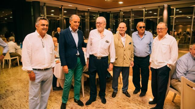 Una cena del PPCV que quieren repetir