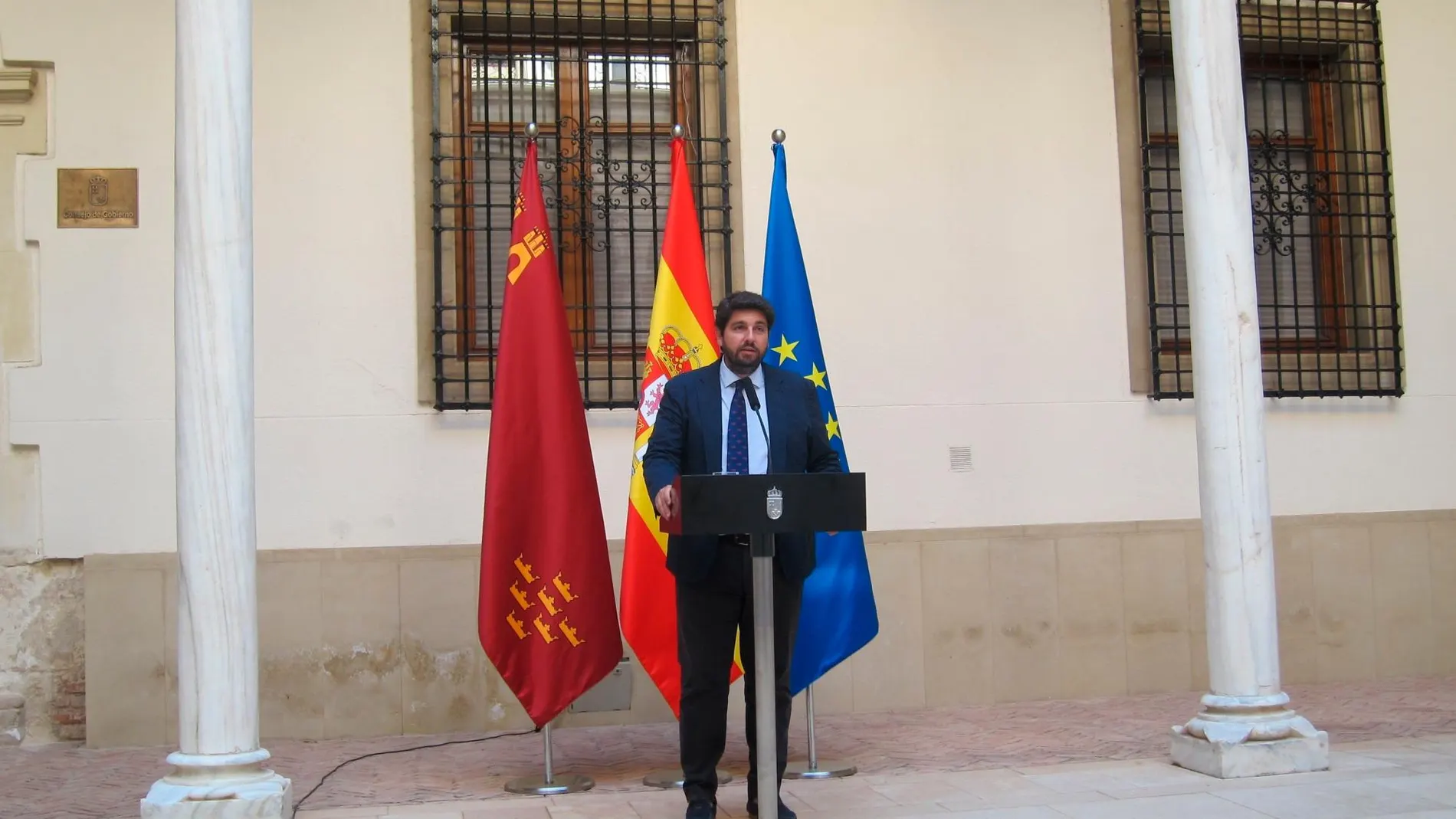 López Miras mientras anunciaba este miércoles la composición del Gobierno