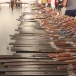 La Guardia Civil subasta más de 2800 armas en Ifema