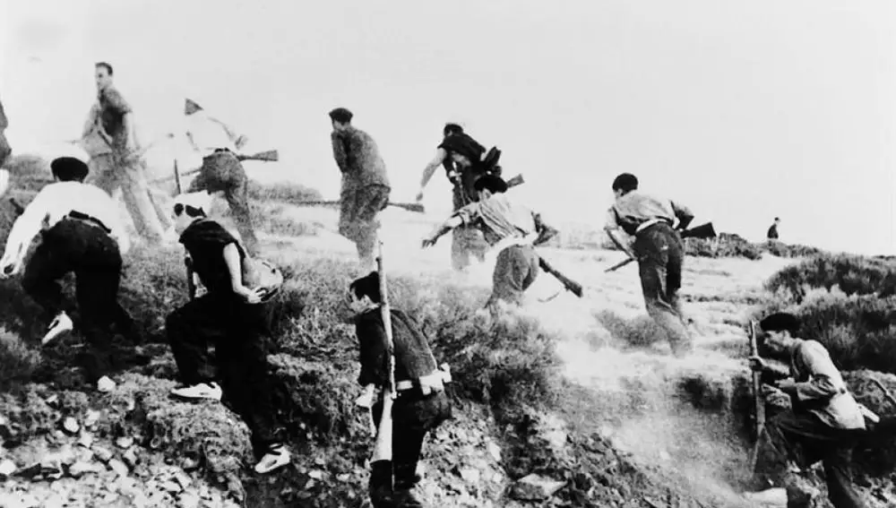 Imagen de archivo de los combatientes en la Guerra Civil española