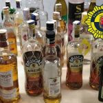La Policía frustra un macrobotellón en Alicante y decomisa 200 litros de alcohol
