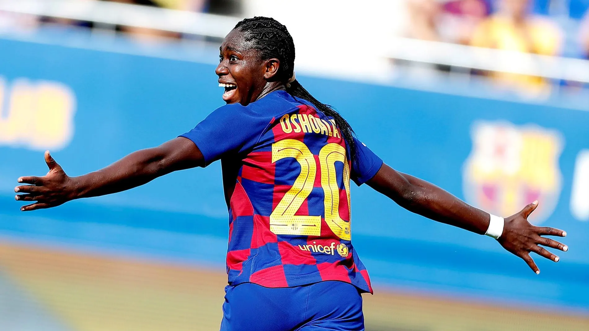 [GRAF6188. BARCELONA, 21/09/2019.- La jugadora del FC Barcelona Oshoala, celebra un gol]