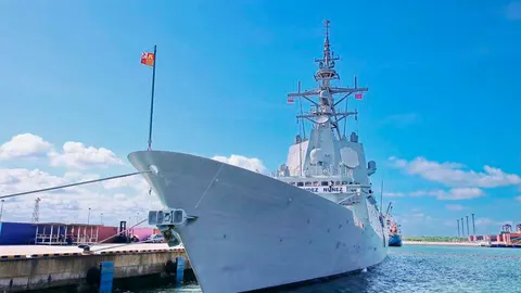 La “Méndez Núñez”, en Tailandia