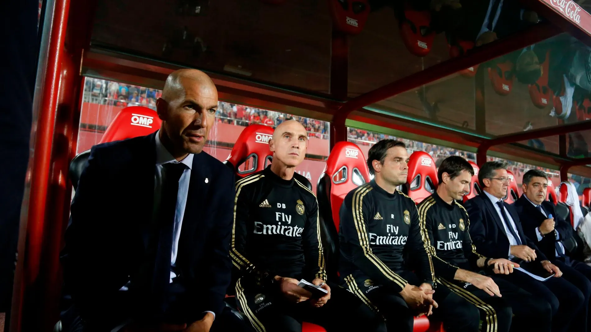 Zidane, en el banquillo del Mallorca
