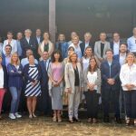 Foto de familia de los participantes en la Asamblea Extraordinaria de la Asociación de Destinos Saborea España