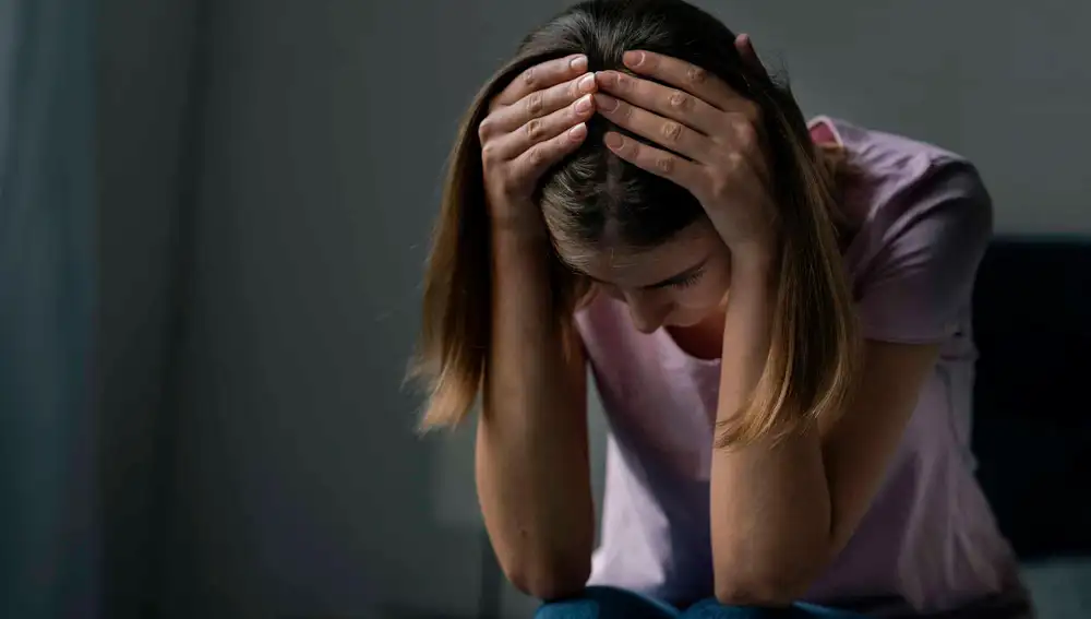 Los adolescentes presentan más ansiedad, síntomas depresivos, autolesiones y conductas suicidas