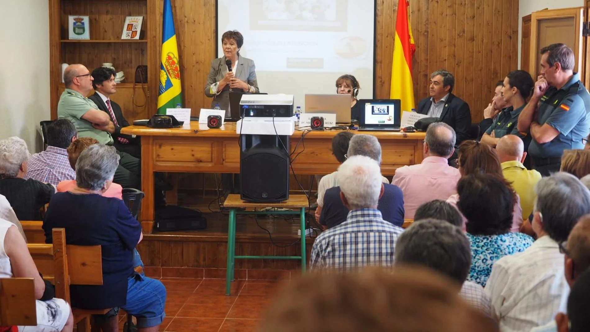 Mercedes Martín presenta el Plan Mayor Seguridad y la campaña de control de velocidad