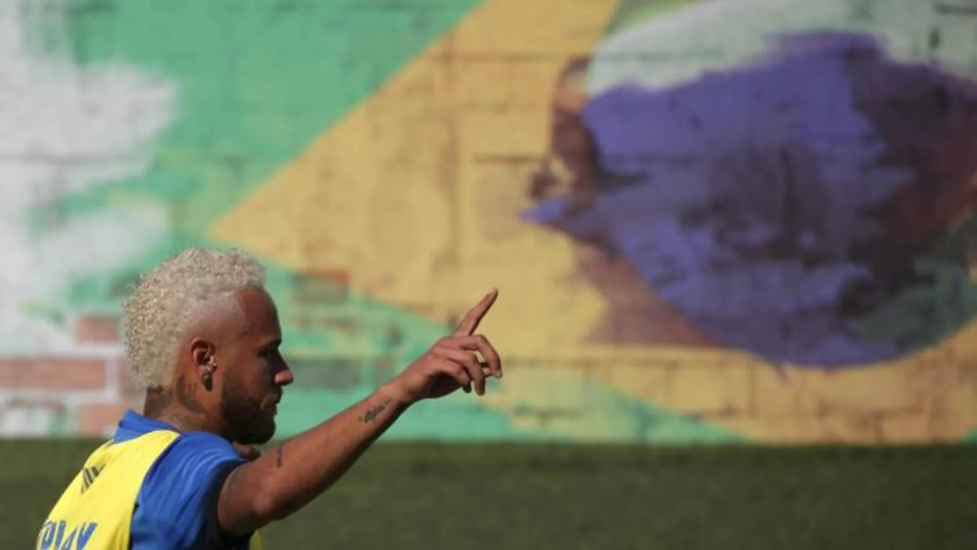 Neymar puede ser el fichaje bomba del verano