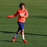 Griezmann durante un entreno la pasada temporada