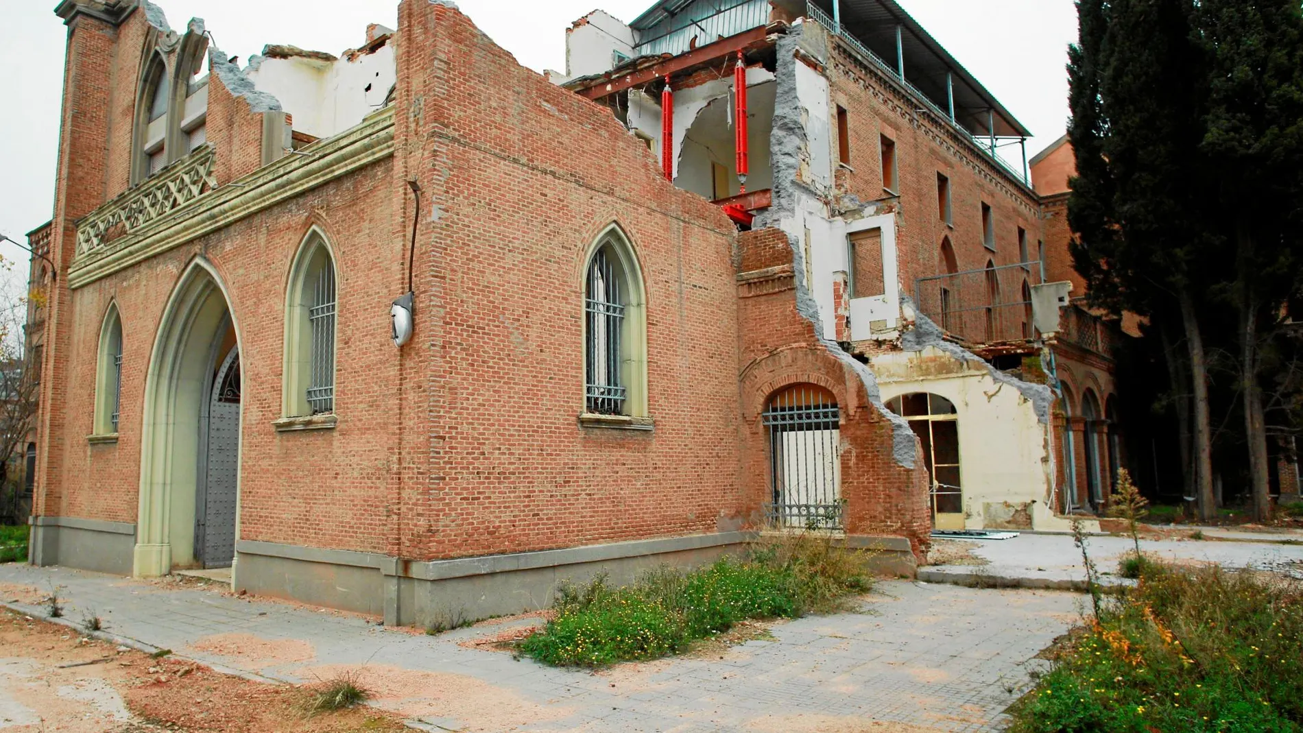 El Ayuntamiento de Manuela Carmena dictó una pérdida de edificabilidad de 6.640 por la que la propiedad podría reclamar 20 millones de euros. Fotos: Cipriano Pastrano