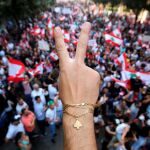 Concentración de protesta este lunes en las calles de Beirut/Reuters