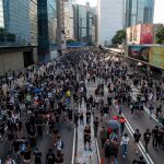 Protestantes durante una manifestación en Hong Kong reclaman la intervención de Reino Unido /EFE