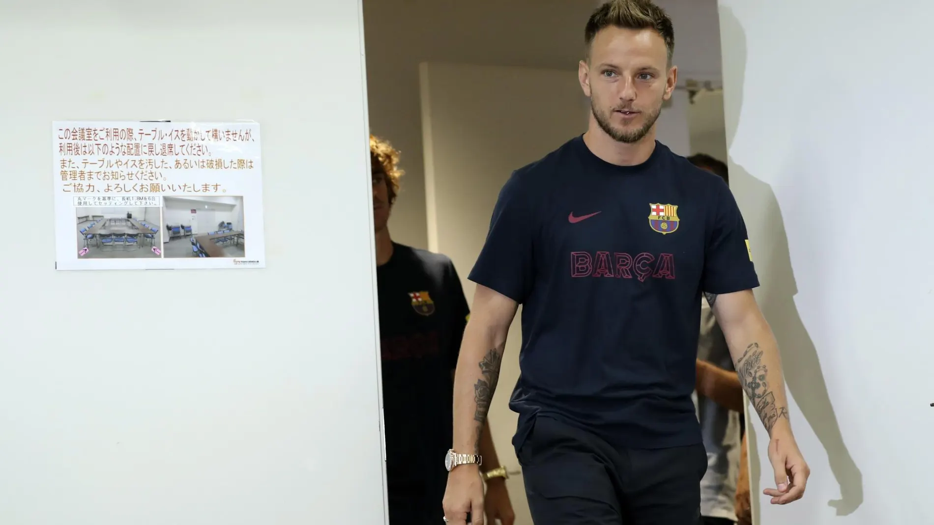 Rakitic, en conferencia de prensa antes del partido del Barcelona con el Chelsea