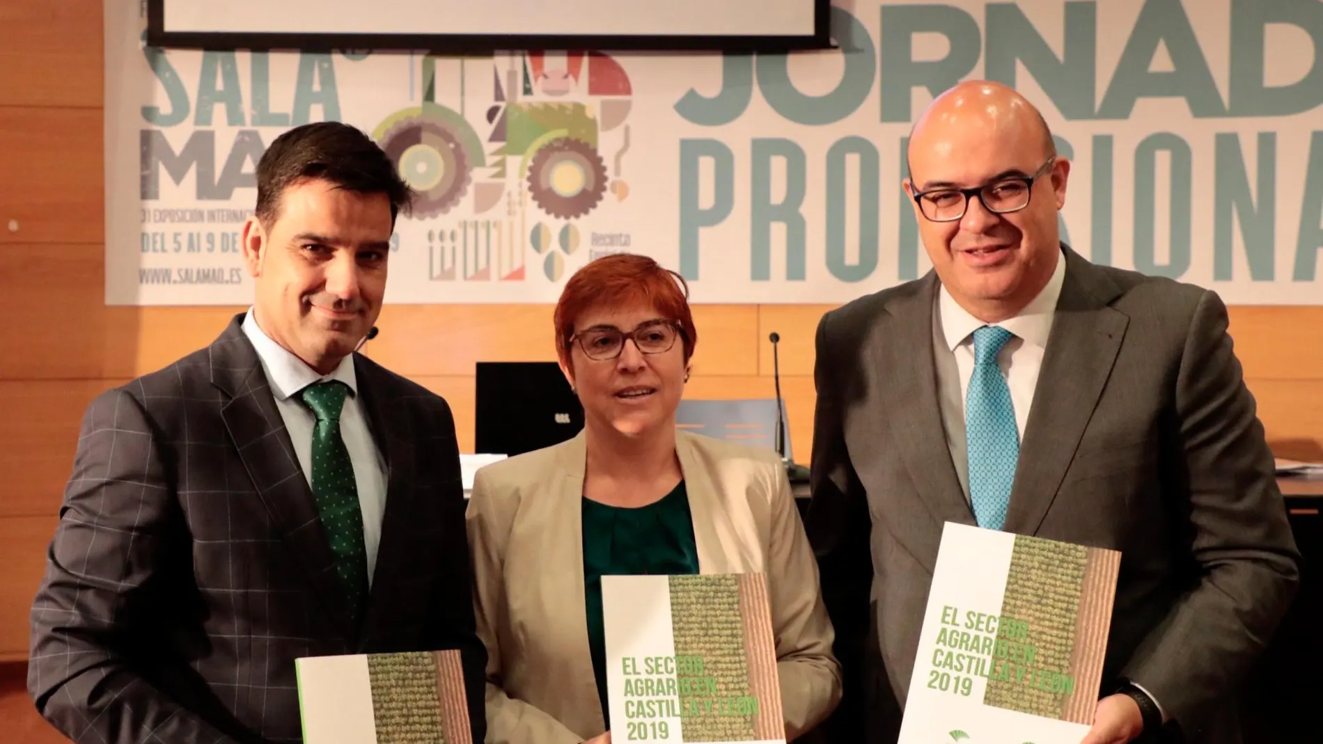Manuel Rubio González, Felisa Becerra y Carlos García presentan el informe