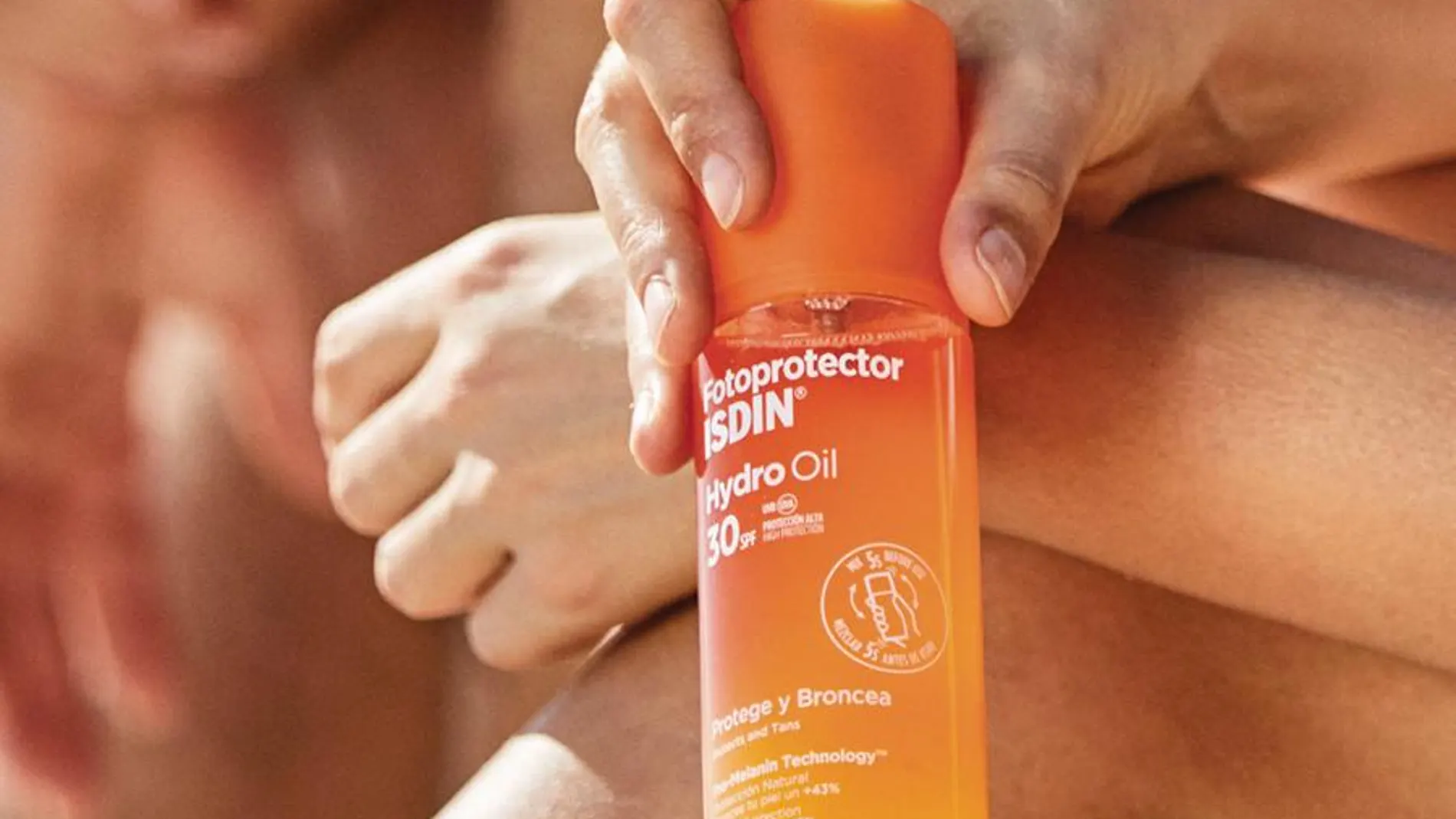 Llega la protección solar bifásica: nada pegajosa y sensación de agua en la piel