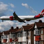 Un avión de Virgin Atlantic se aproxima a las pistas de Heathrow