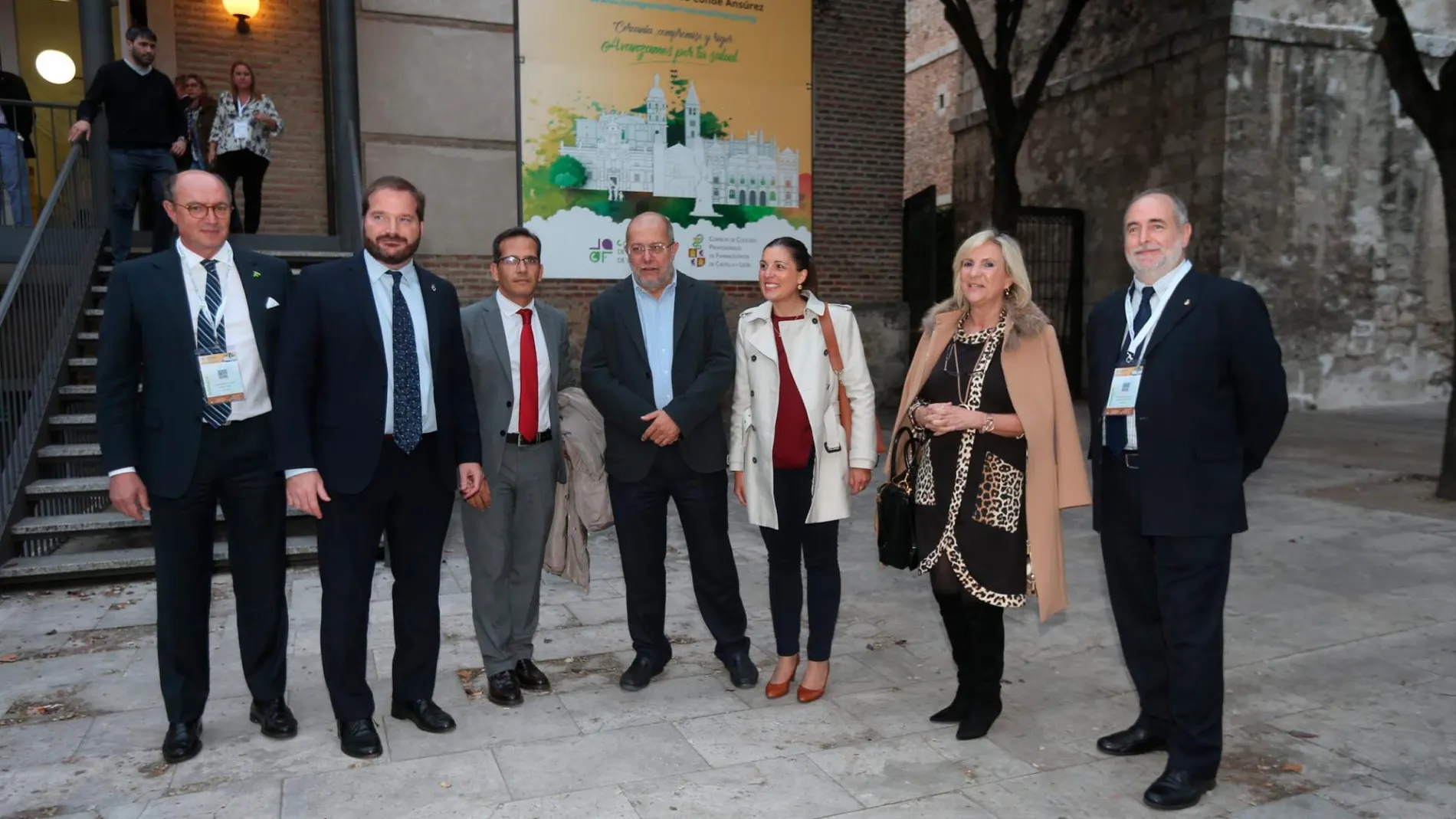 El vicepresidente de la Junta, Francisco Igea, junto a la consejera de Sanidad, Verónica Casado, entre otros, asisten al Congreso de Farmacia celebrado en Valladolid