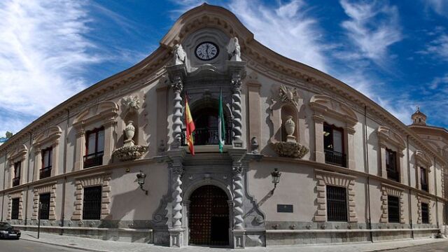 Vista de la fachada principal de la sede del Consejo Consultivo de Andalucía / Foto: La Razón
