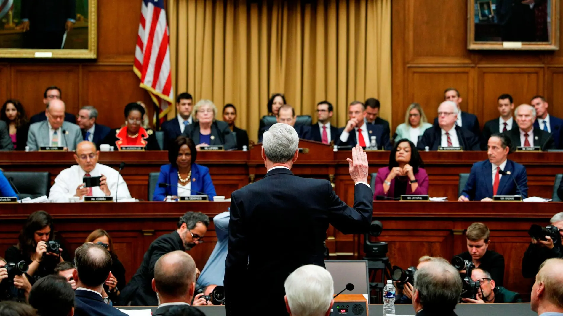 Robert Mueller durante su comparecencia en un comité del Congreso/AP