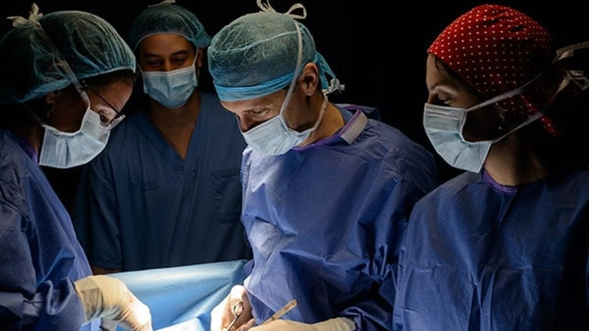 El Servicio de Ginecología del Hospital IMED Valencia a la vanguardia en cirugía de cáncer de ovario y ginecológico