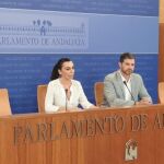 Teresa Pardo y Juan Sánchez, en rueda de prensa / La Razón