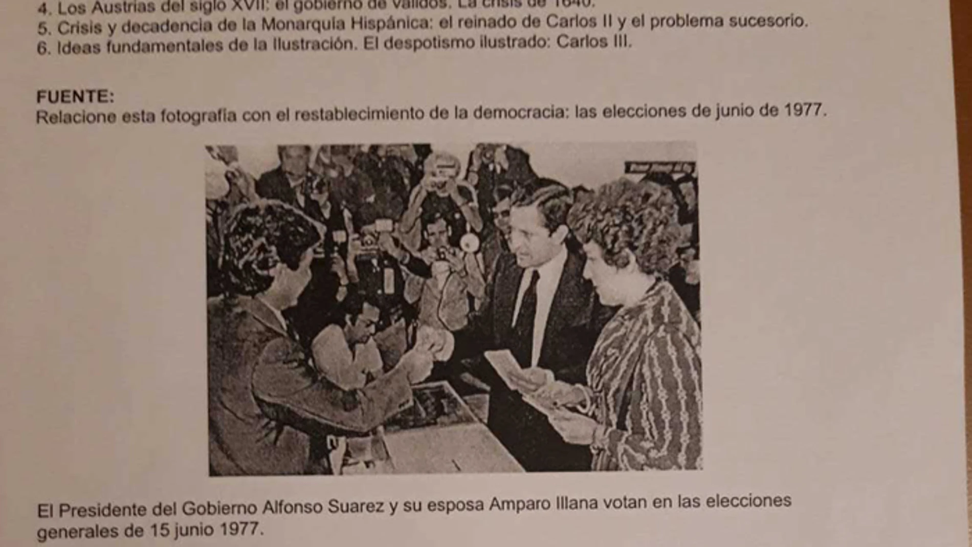 La errata se deslizó en la opción B del examen de Historia de España en un pie de foto