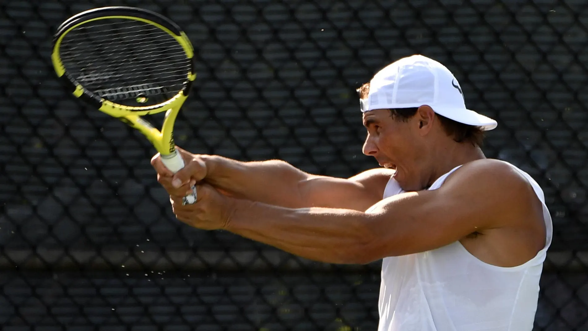 Nadal se entrena para la Rogers Cup