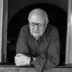 El escritor ha fallecido a los 93 años