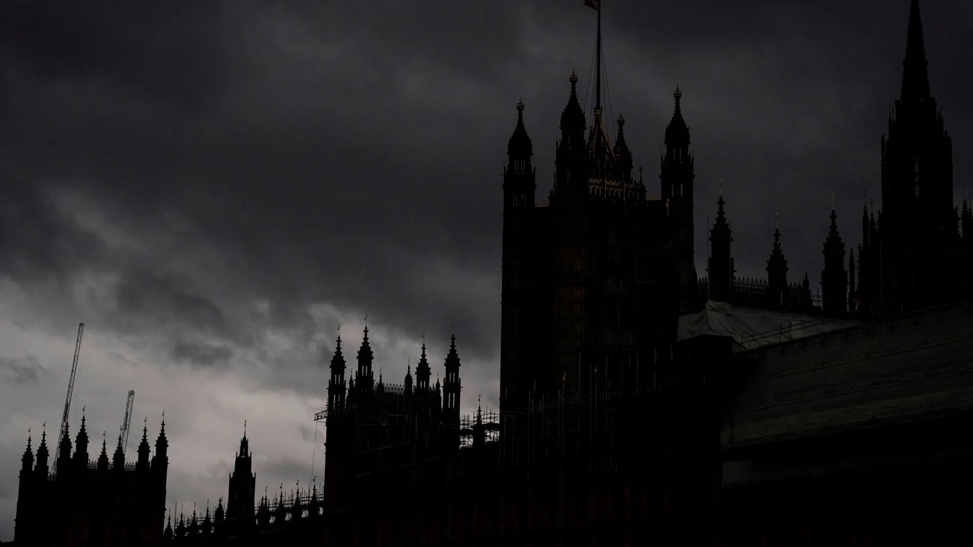 Nubes de tormenta sobre el Parlamento británico