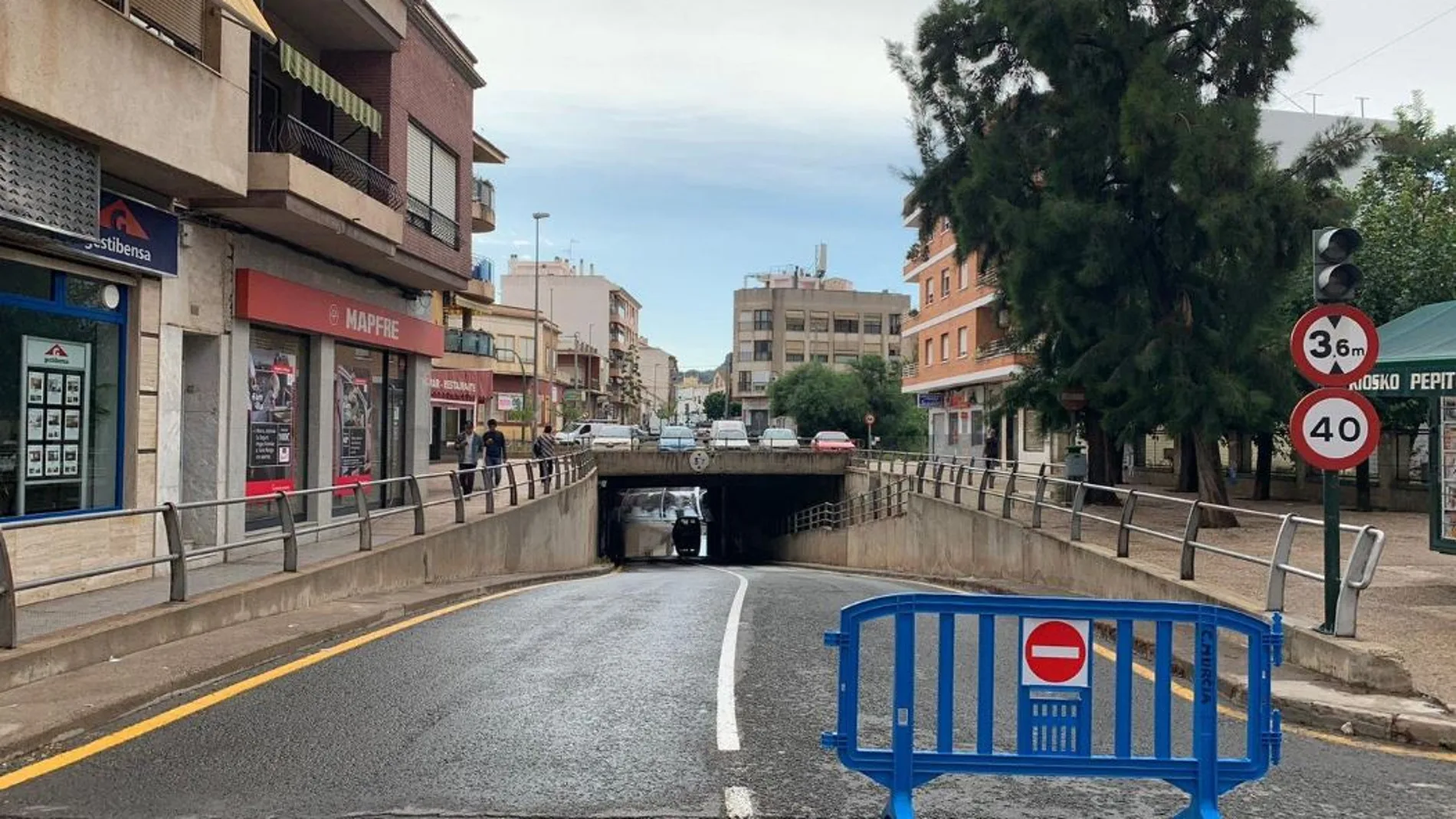 El Ayuntamiento de Murcia moviliza un millar de efectivos ante la alerta roja
