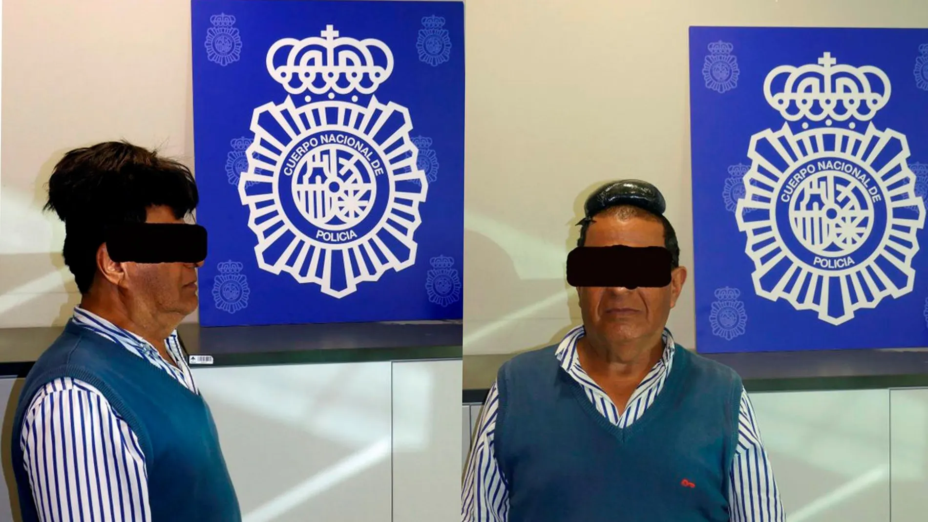 Fotografía del twitter de la Policía Nacional, que ha detenido a un hombre en el Aeropuerto de El Prat (Barcelona), procedente de Bogotá
