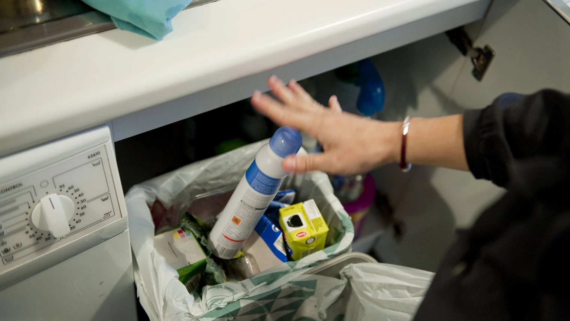 Las mujeres murcianas: las más concienciadas con el reciclaje en el hogar