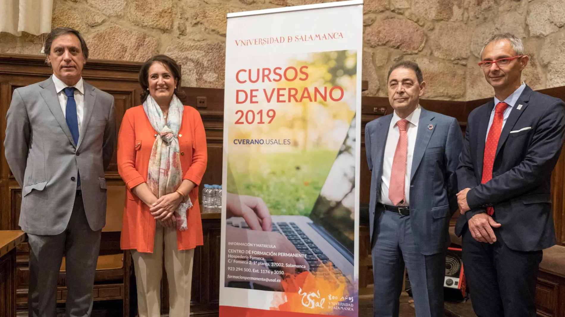 María Josefa García Cirac junto a Ricardo Rivero, Federico Montero y Carlos García Carbayo, momentos antes de abrir este curso