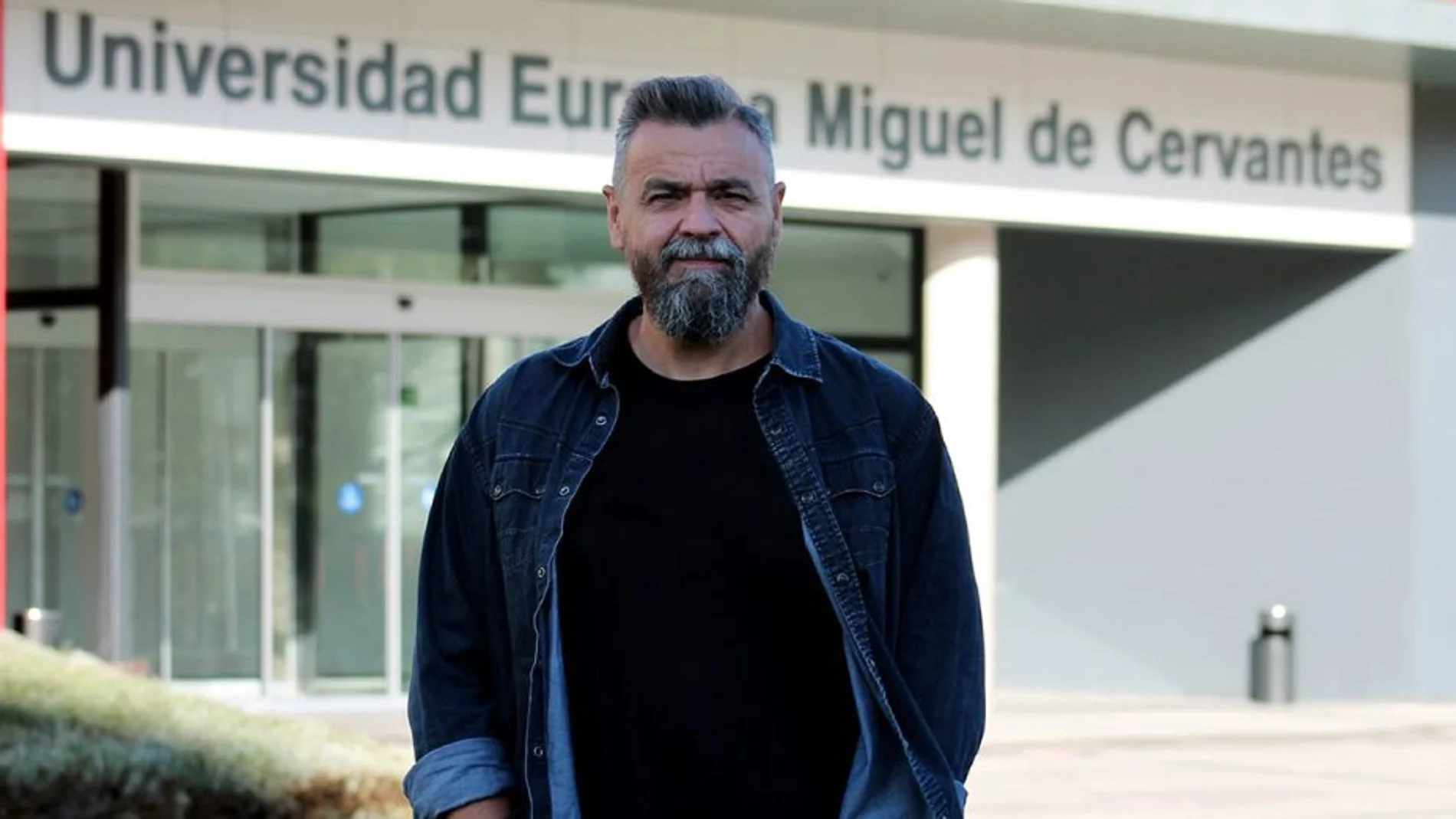 El doctor en Ciencias Físicas de la Universidad Europea Miguel de Cervantes, José Francisco Sanz Requena