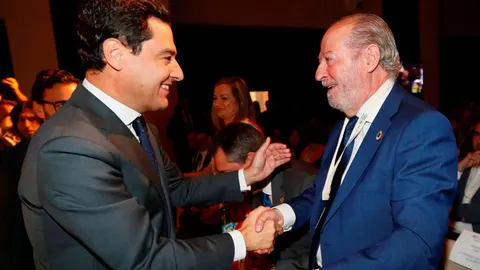 Moreno apuesta por el «diálogo» para mejorar la financiación local