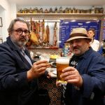 Juanjo López Bedmar y Sacha Hormaechea de bares