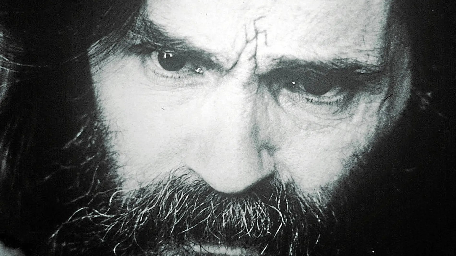 Manson esperó en el desierto mientras sus acólitos llevaban a cabo los asesinatos encargados por él mismo