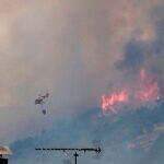 El fuego se inició en Almorox, provincia de Toledo y se extendió con rapidez hacia la Comunidad de Madrid