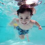 Piscinas hinchables en pisos y terrazas: Los aparejadores advierten sobre su riesgo