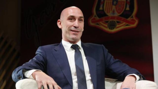 Rubiales (RFEF) comparece en directo desde la Ciudad del Fútbol